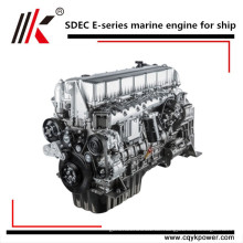 Kleine Marine Innenborddieselmotor wassergekühlte 4 Zylinder High Speed ​​Bootsmotor, Schiffsdieselmotor mit Getriebe